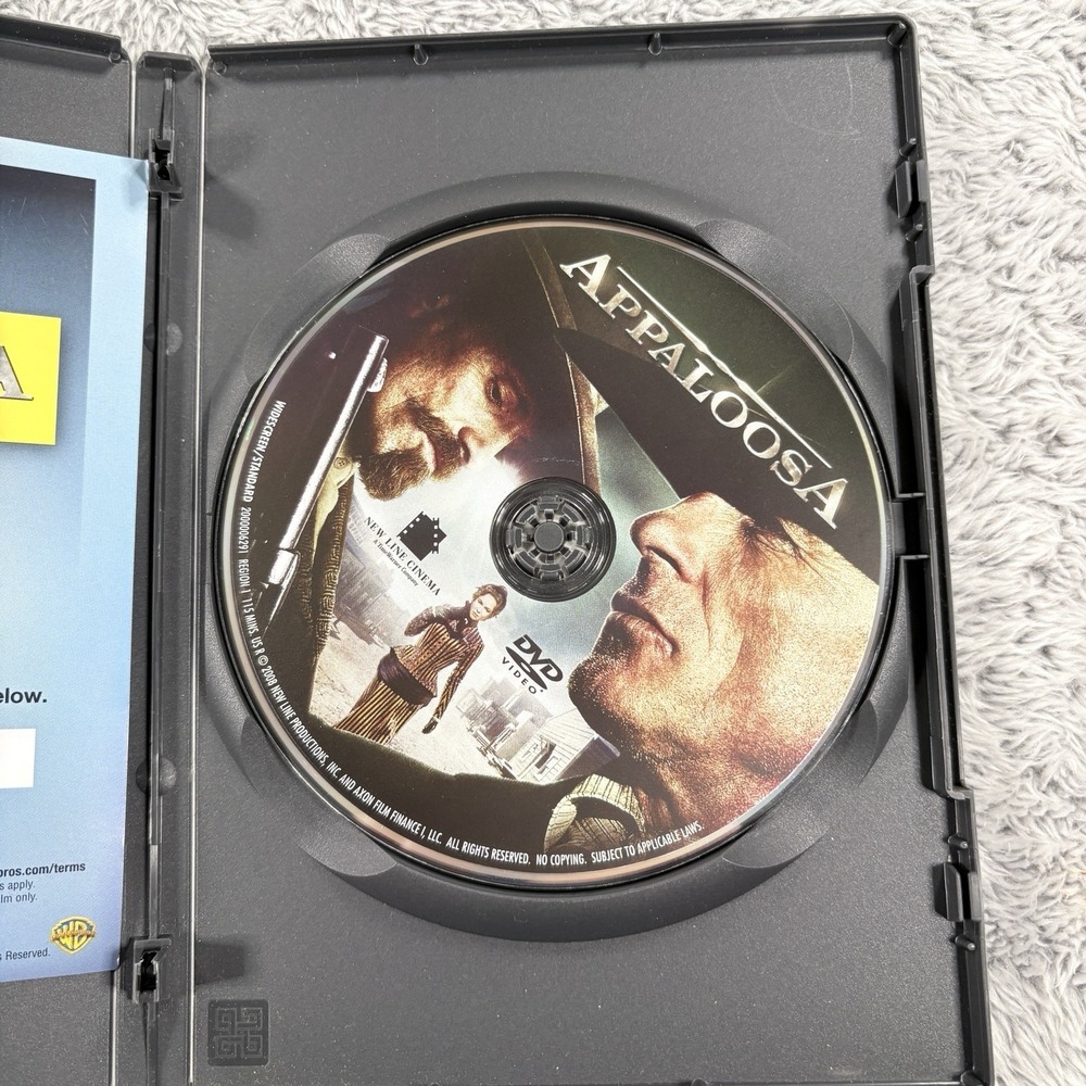 Four Western DVDs:  Quigley Down Under, John Wayne Collection, The Warrant. - Picture 4 of 13